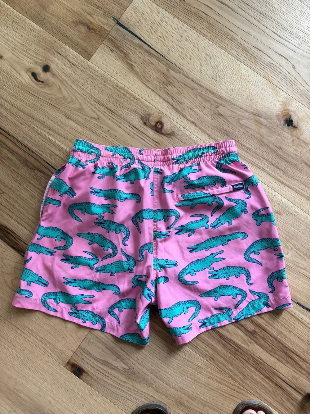Chubbies swim short alligators pink men’s medium